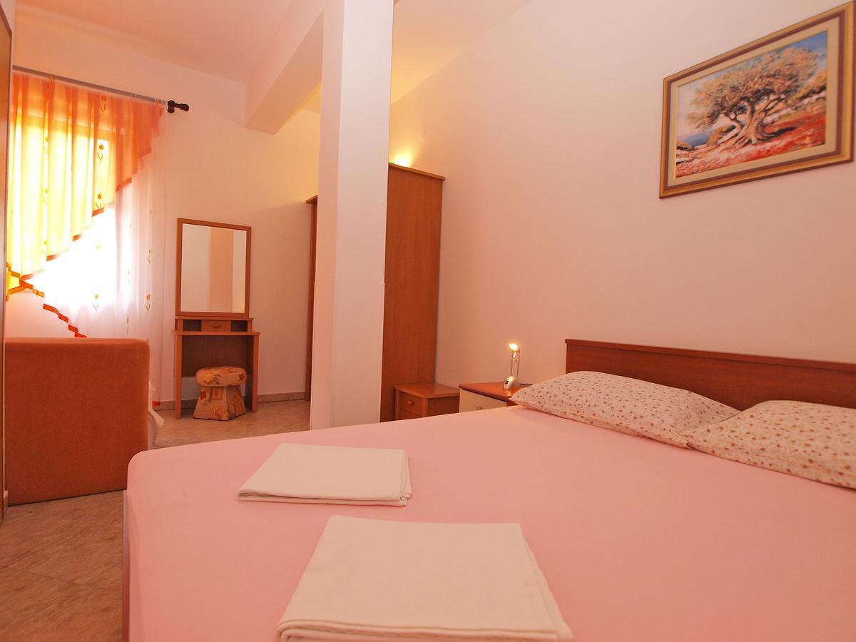 PUY Apartments Slavka 1155 מראה חיצוני תמונה