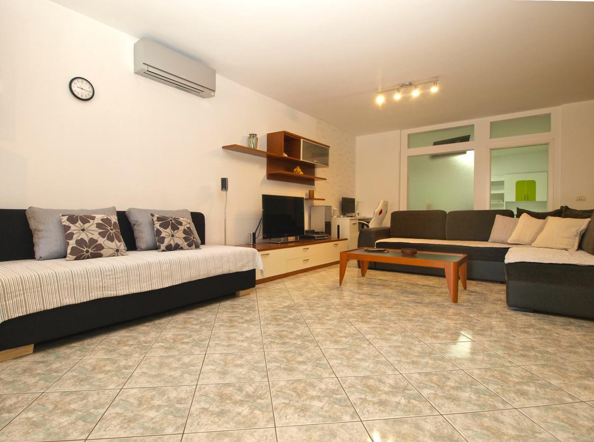 PUY Apartments Slavka 1155 מראה חיצוני תמונה