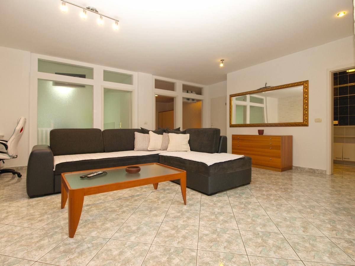 PUY Apartments Slavka 1155 מראה חיצוני תמונה