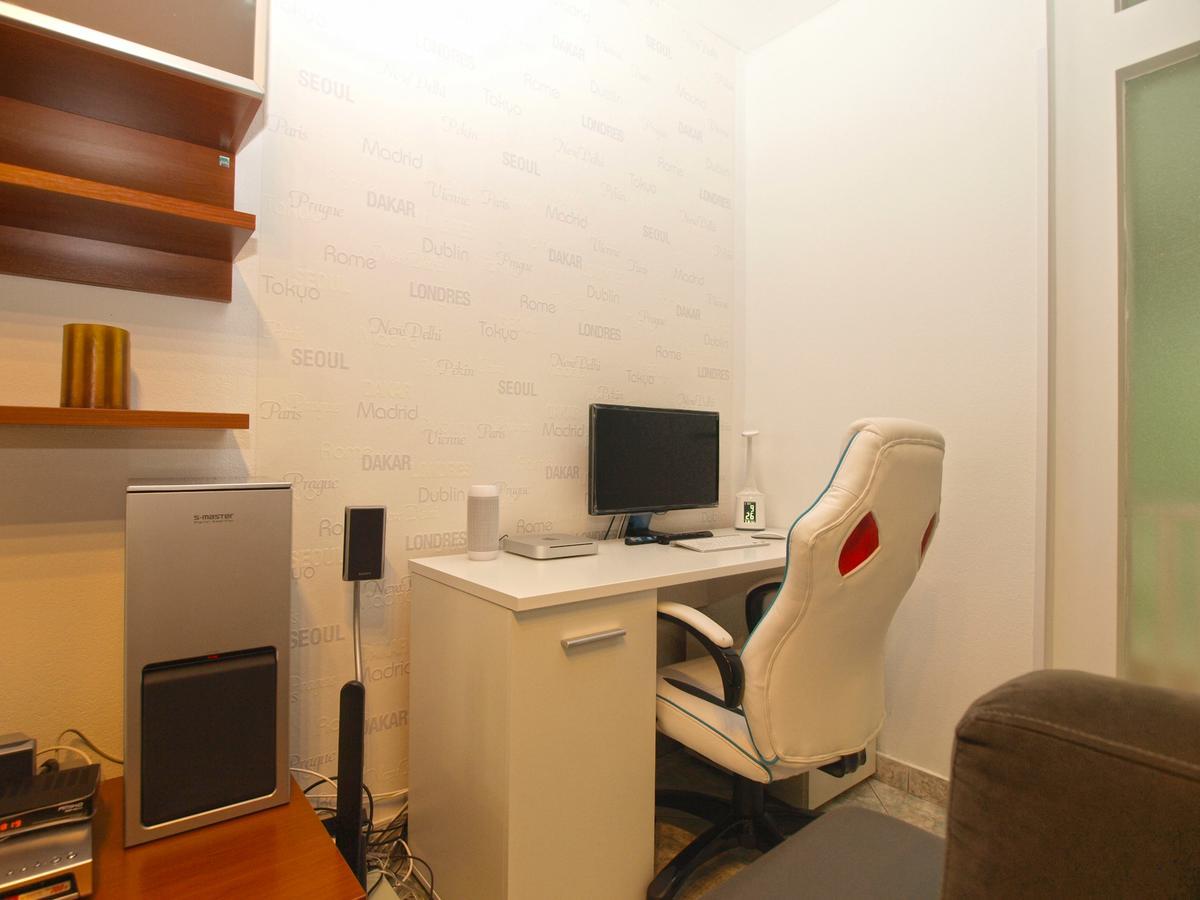 PUY Apartments Slavka 1155 מראה חיצוני תמונה