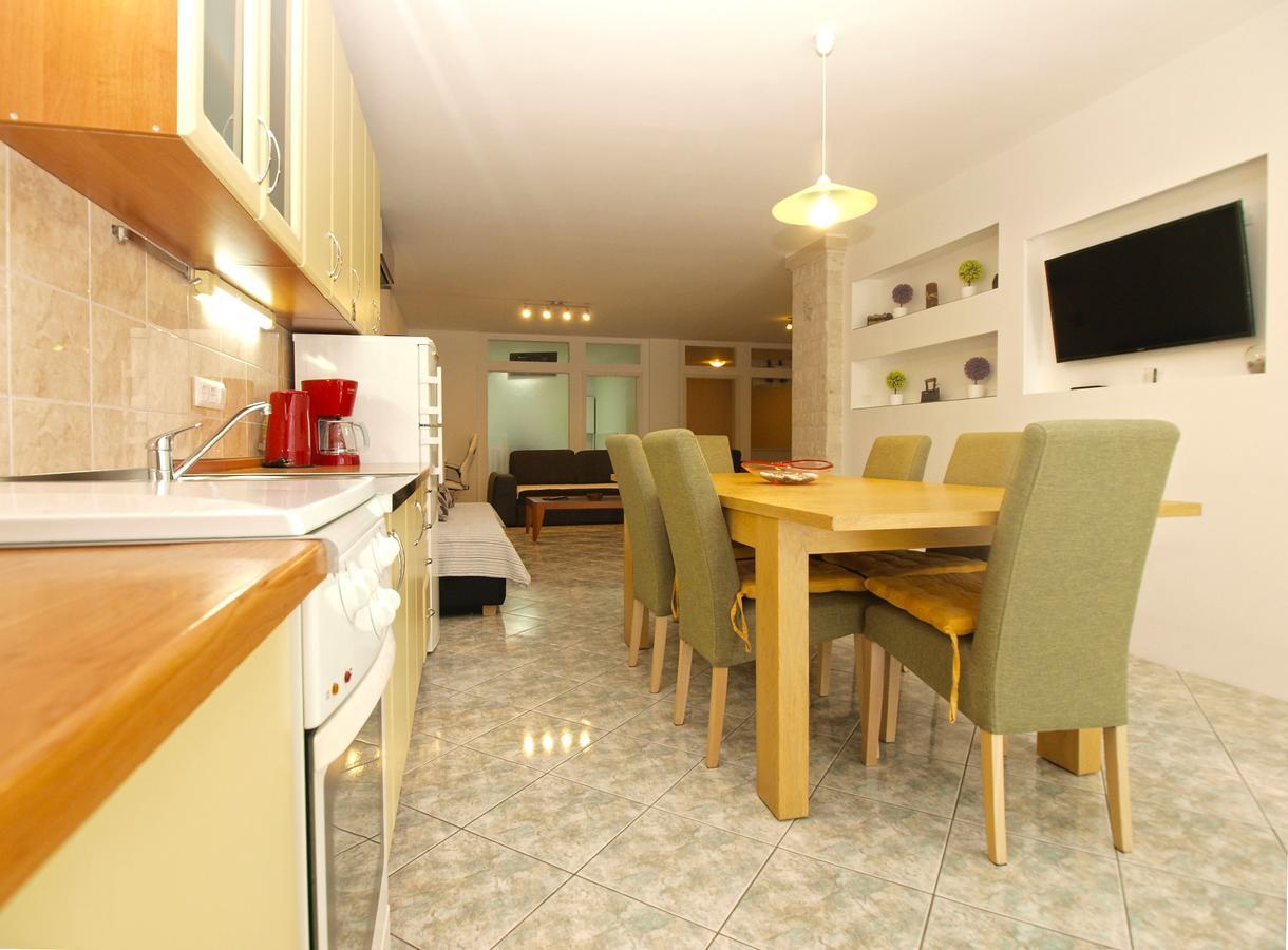 PUY Apartments Slavka 1155 מראה חיצוני תמונה
